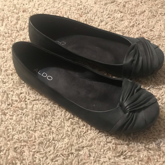 Aldo Black Flats - Picture 2 of 4